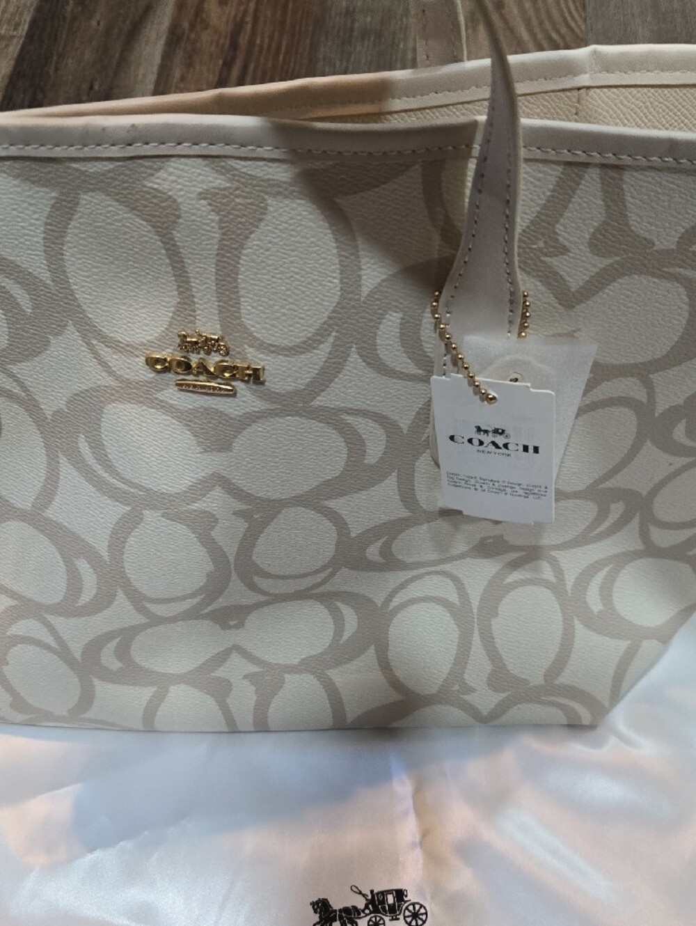Coach Beige and Cream Signature Tote - Picture 5 of 6